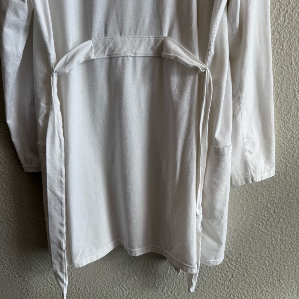 NAKED Robe - Picture 10 of 10